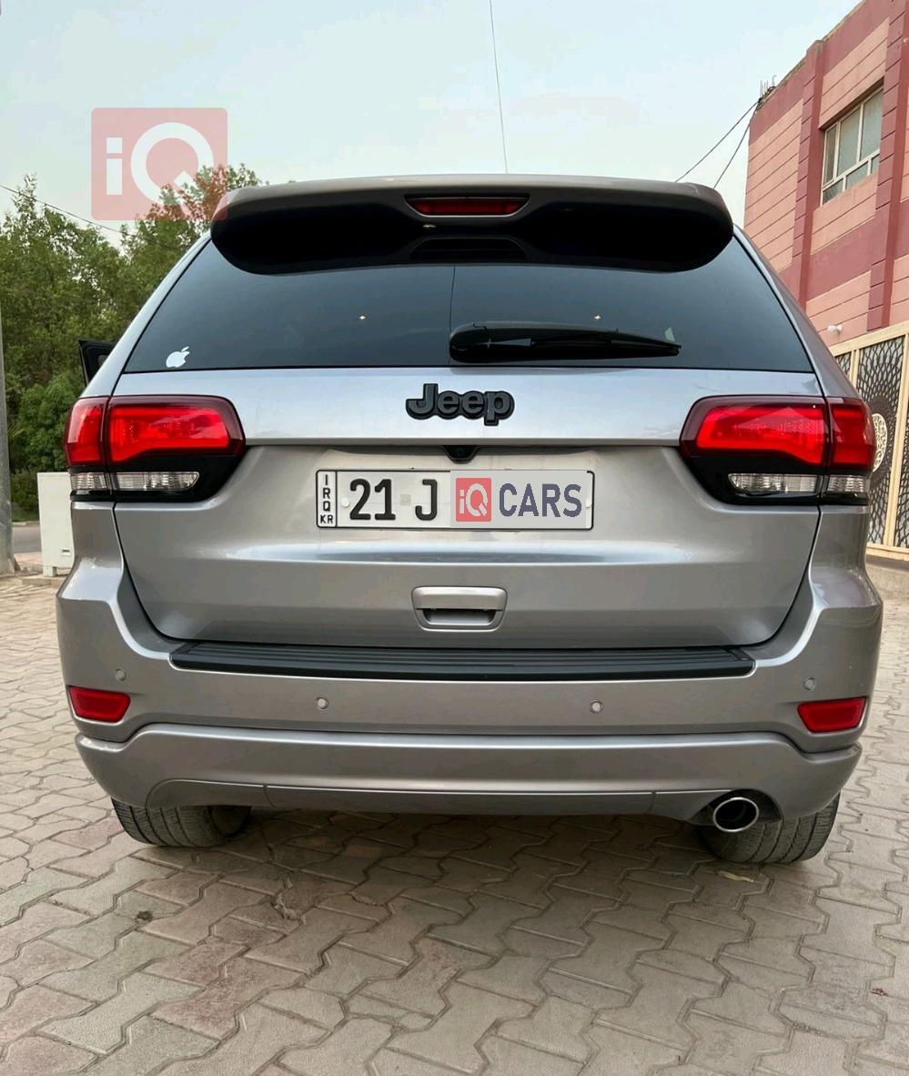 جيب جراند شيروكي